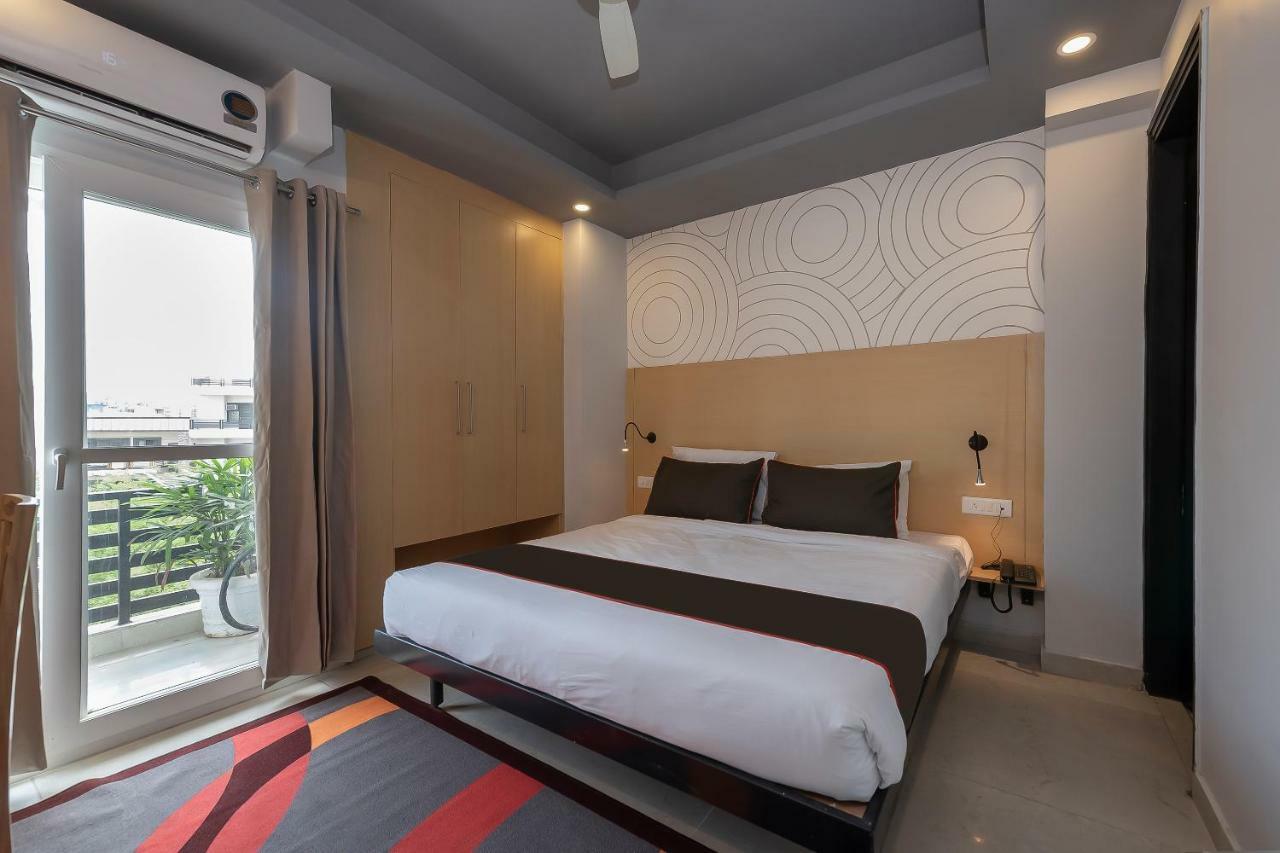 Hôtel Collection O 162 Vardhman International à Gurgaon Extérieur photo